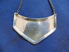 Karaffenschild/-anhänger