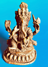 menschlich-elefantenköpfige